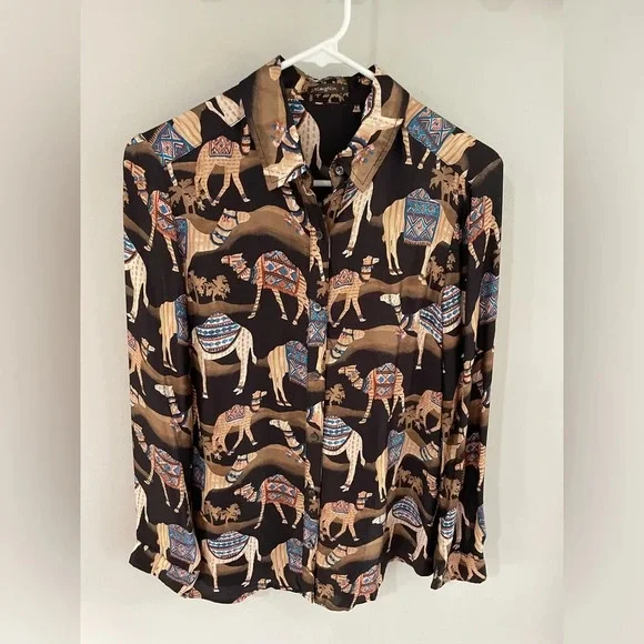 J. McLaughlin Darcey Silk Blend Button Front Blouse - Camel Print - Small - NWOT - Picture 9 of 13